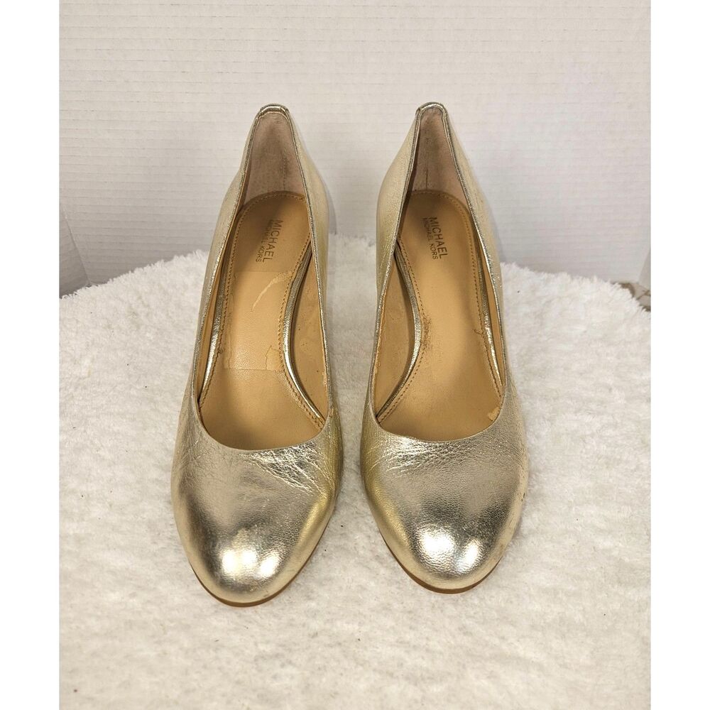 Michael Kors Ashby Flex Round Toe Pale Gold Metallic Leather Pumps Size 8